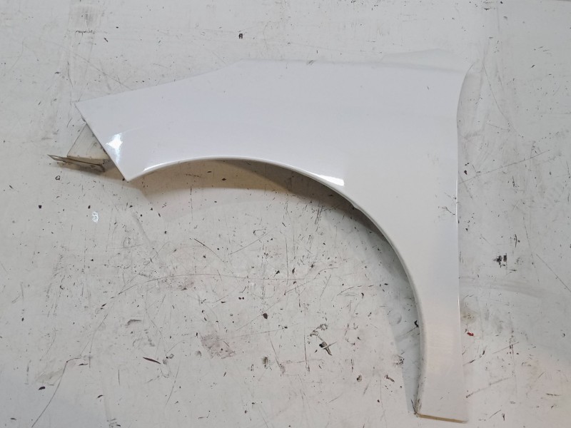 Recambio de aleta delantera izquierda para peugeot 207/207+ (wa_, wc_) 1.4 16v referencia OEM IAM   