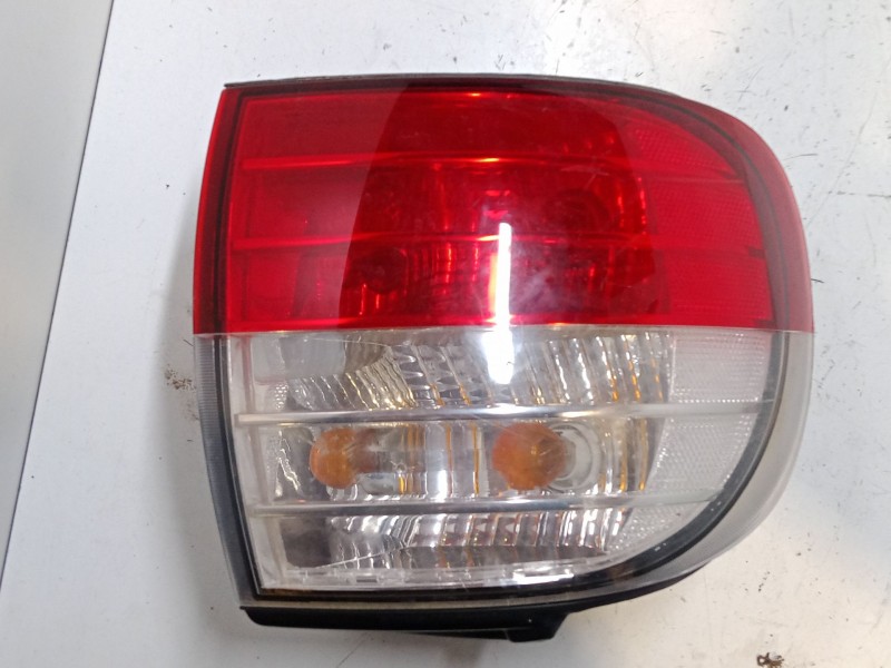 Recambio de piloto trasero izquierdo para hyundai h-1 / starex autobús (a1) 2.5 tci referencia OEM IAM   