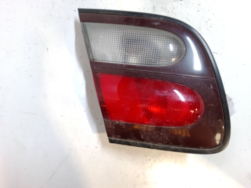 Recambio de piloto trasero porton izquierdo para nissan almera i hatchback (n15) 1.4 referencia OEM IAM   