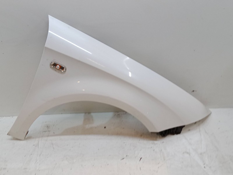 Recambio de aleta delantera derecha para seat leon (1p1) 1.4 tsi referencia OEM IAM   