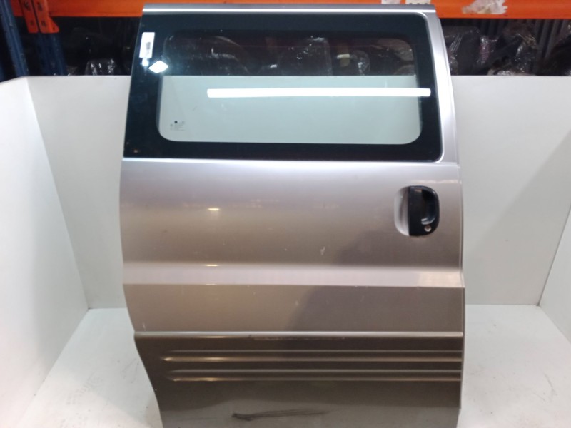 Recambio de puerta lateral corredera derecha para hyundai h-1 / starex autobús (a1) 2.5 tci referencia OEM IAM   
