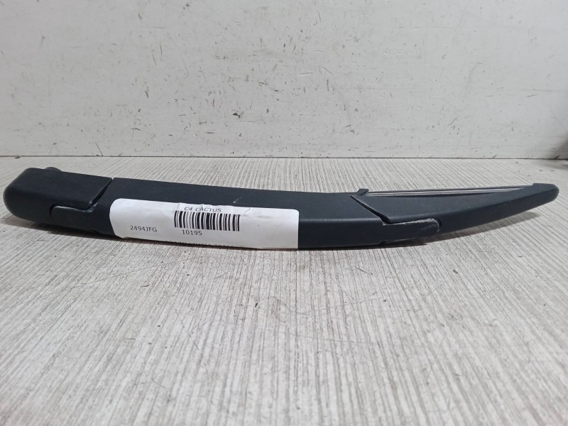 Recambio de brazo limpia trasero para citroën c4 cactus 1.2 vti 82 referencia OEM IAM   