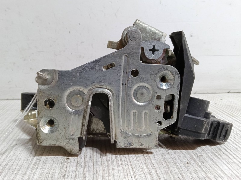 Recambio de cerradura puerta delantera izquierda para mercedes-benz clase e (w210) e 320 (210.055) referencia OEM IAM   