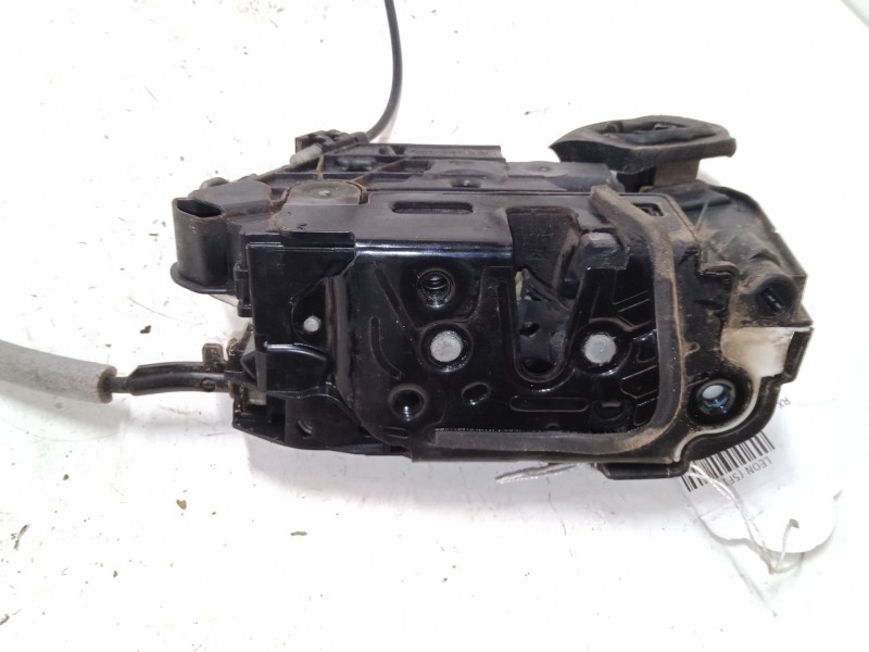 Recambio de cerradura puerta delantera derecha para seat leon (5f1) 1.4 tsi referencia OEM IAM 16A  5K1837016E
