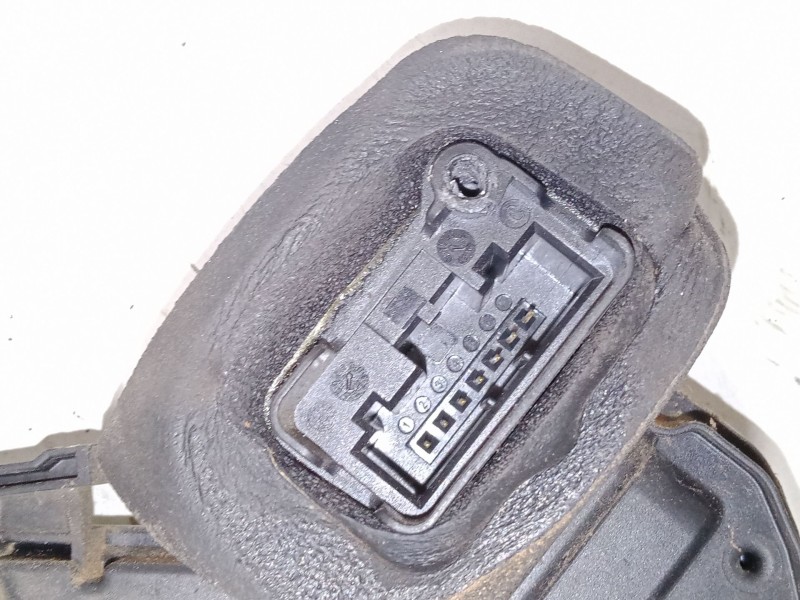 Recambio de cerradura puerta delantera derecha para seat leon (5f1) 1.4 tsi referencia OEM IAM 16A  5K1837016E