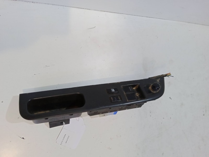 Recambio de mando elevalunas delantero izquierdo para suzuki swift iii (mz, ez) 1.3 (rs 413) referencia OEM IAM   