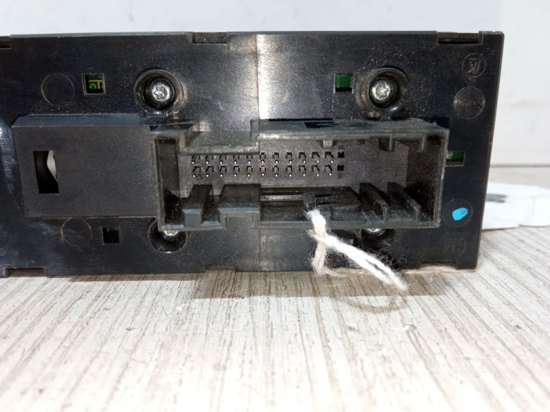 Recambio de mando elevalunas delantero izquierdo para opel astra h (a04) 1.6 (l48) referencia OEM IAM   