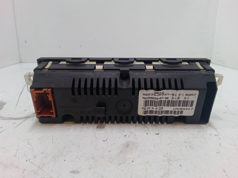 Recambio de pantalla interior reloj para citroën c3 i (fc_, fn_) 1.4 i referencia OEM IAM 96632560XT  