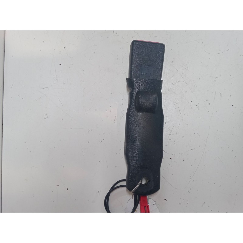 Recambio de anclaje cinturon delantero derecho para mercedes-benz clase m (w163) ml 400 cdi (163.128) referencia OEM IAM   