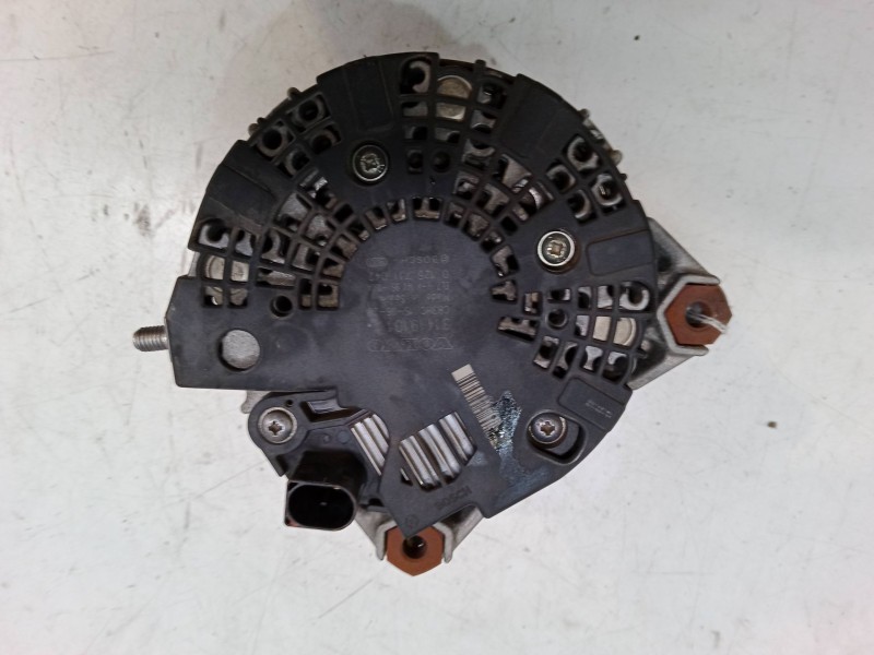 Recambio de alternador para volvo v40 hatchback (525) d2 referencia OEM IAM 31419101  0125711042