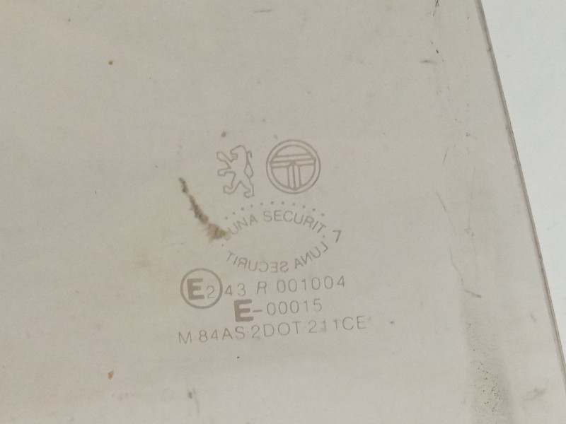 Recambio de luna trasera derecha para peugeot 309 i (10c, 10a) 1.6 referencia OEM IAM   