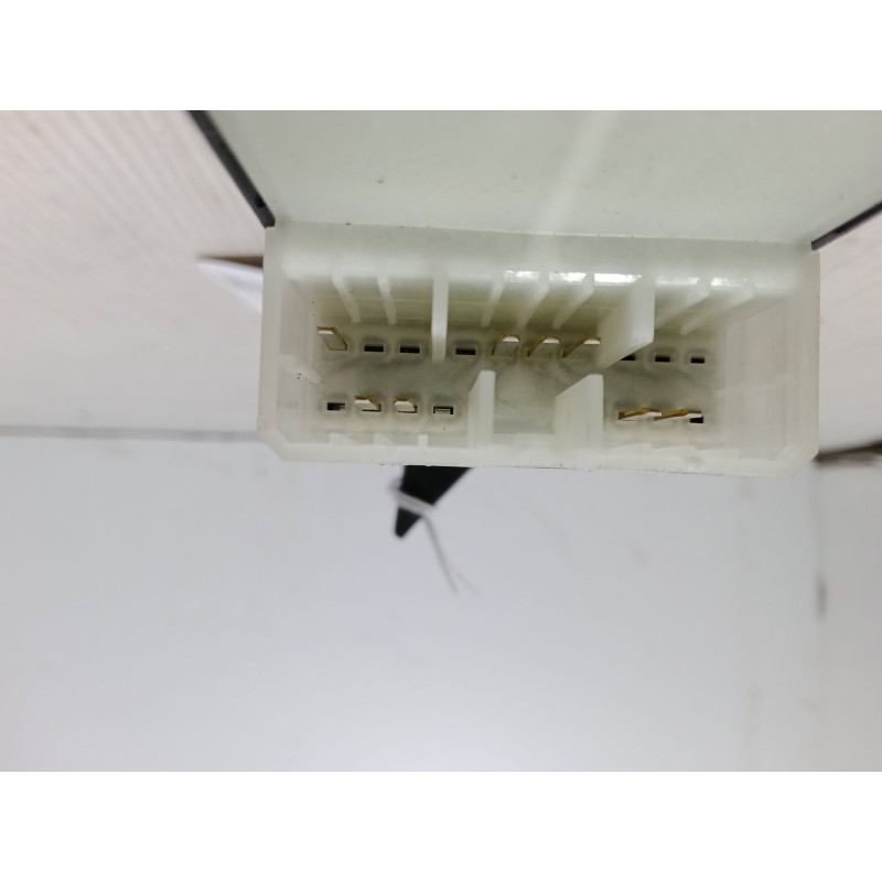 Recambio de mando elevalunas delantero izquierdo para suzuki swift iii (mz, ez) 1.3 (rs 413) referencia OEM IAM   