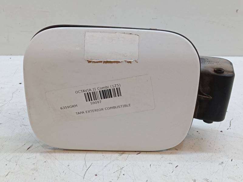 TAPA EXTERIOR COMBUSTIBLE 