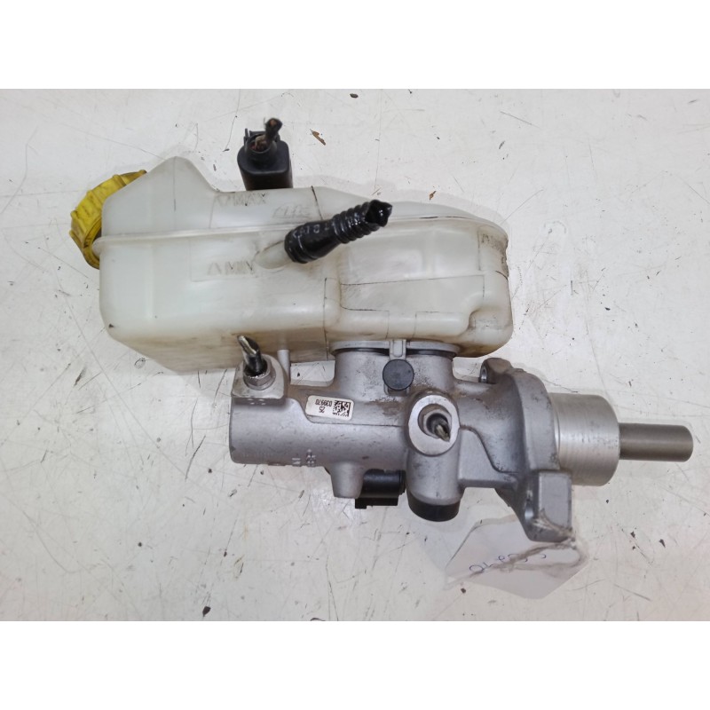 Recambio de bomba freno para volkswagen transporter t5 furgoneta (7ha, 7hh, 7ea, 7eh) 2.0 referencia OEM IAM 7E0611303B  