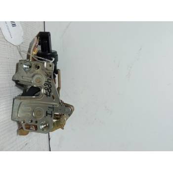 CERRADURA PUERTA TRASERA IZQUIERDA 