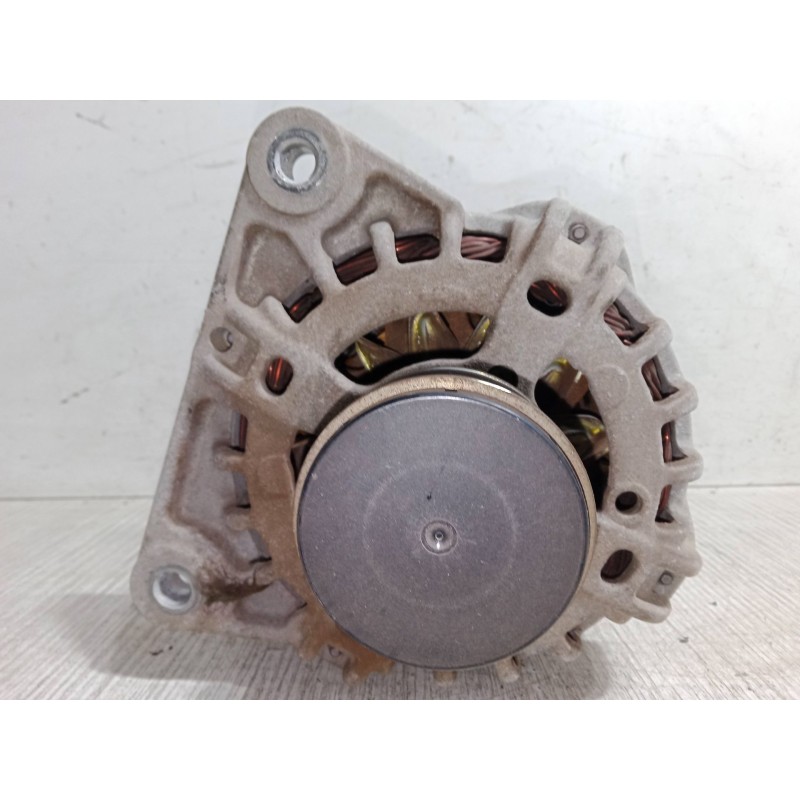 Recambio de alternador para dacia sandero ii 1.5 dci 75 / blue dci 75 (b8jw, b8m4, b8ah, b8m7, b8m6) referencia OEM IAM 23100294