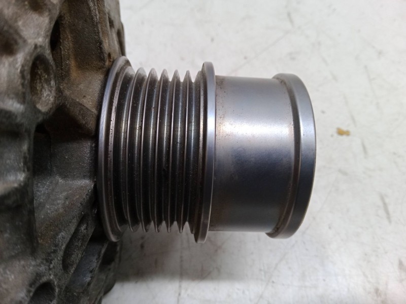 Recambio de alternador para seat ibiza v (kj1, kjg) 1.0 tsi referencia OEM IAM 04E903015 TG12C280 2715542C