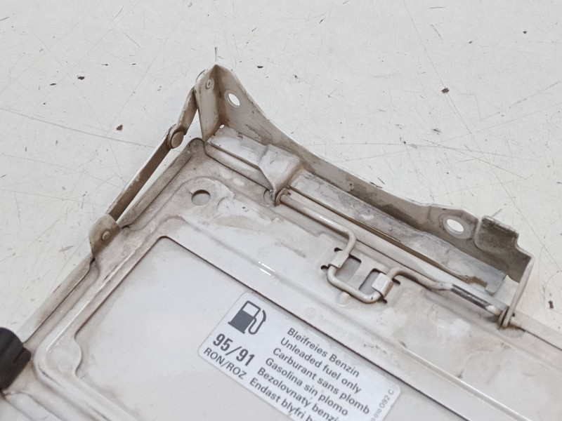 Recambio de tapa exterior combustible para volkswagen transporter t5 furgoneta (7ha, 7hh, 7ea, 7eh) 2.0 referencia OEM IAM   