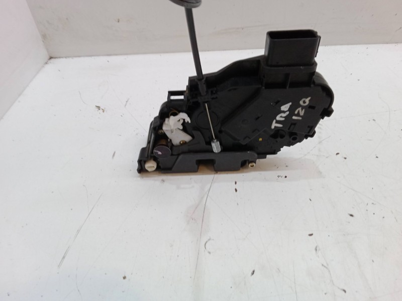 Recambio de cerradura puerta trasera izquierda para volvo s40 ii (544) 1.6 d referencia OEM IAM   