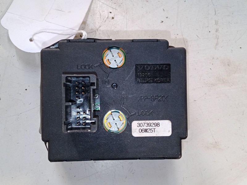 Recambio de mando luces para volvo s40 ii (544) 1.6 d referencia OEM IAM 30739298  