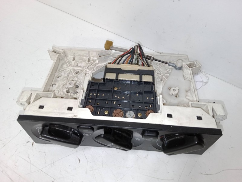 Recambio de mando calefaccion / a/a para mitsubishi carisma (da_) 1.6 (da1a) referencia OEM IAM   