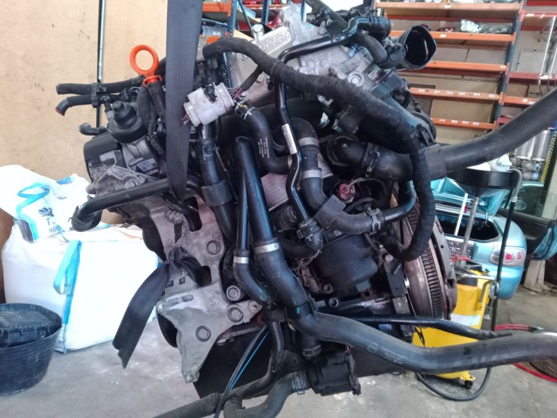 Recambio de motor completo para seat leon st (5f8) 2.0 tdi referencia OEM IAM   