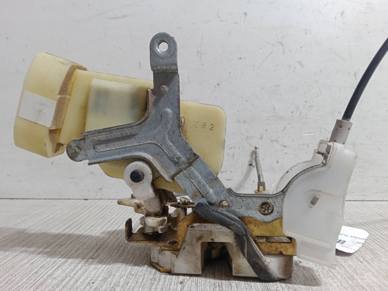 Recambio de cerradura puerta delantera derecha para toyota yaris (_p1_) 1.3 (scp12_, scp13_) referencia OEM IAM   