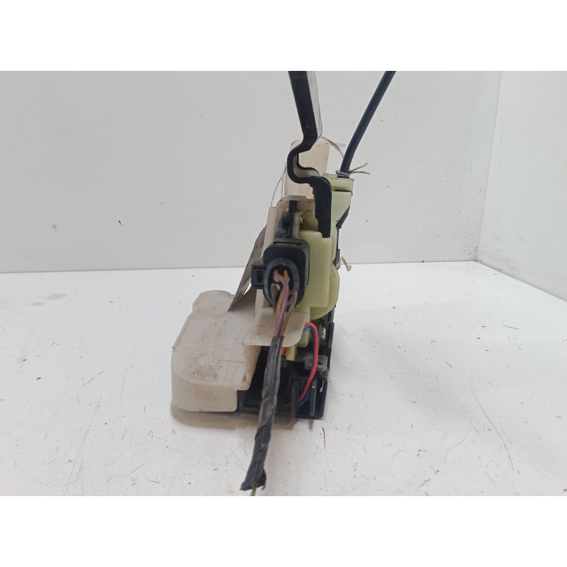 Recambio de cerradura puerta delantera derecha para volkswagen transporter t5 furgoneta (7ha, 7hh, 7ea, 7eh) 2.0 referencia OEM  Recambio de cerradura puerta delantera derecha para volkswagen transporter t5 furgoneta (7ha, 7hh, 7ea, 7eh) 2.0 referencia OEM