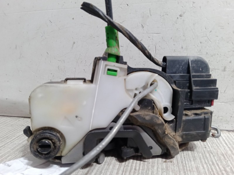 Recambio de cerradura puerta trasera derecha para opel astra j (p10) 1.7 cdti (68) referencia OEM IAM   