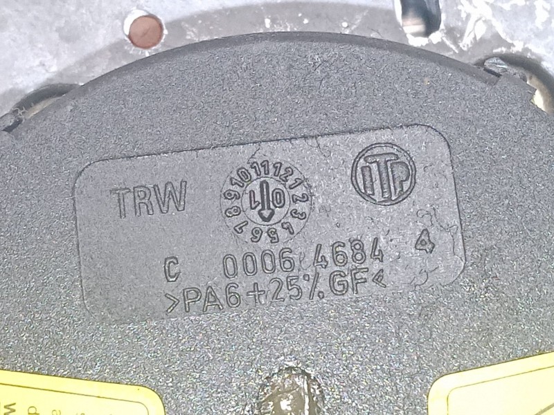 Recambio de cinturon seguridad delantero izquierdo para volkswagen new beetle (9c1, 1c1) 1.9 tdi referencia OEM IAM   