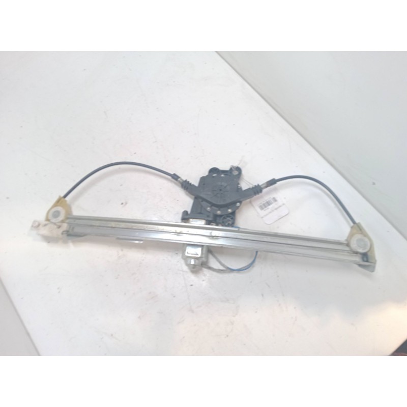 Recambio de elevalunas electrico trasero derecho para mercedes-benz clase m (w163) ml 400 cdi (163.128) referencia OEM IAM 63807