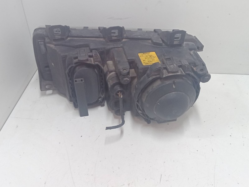 Recambio de faro derecho para bmw 3 (e36) 318 tds referencia OEM IAM   