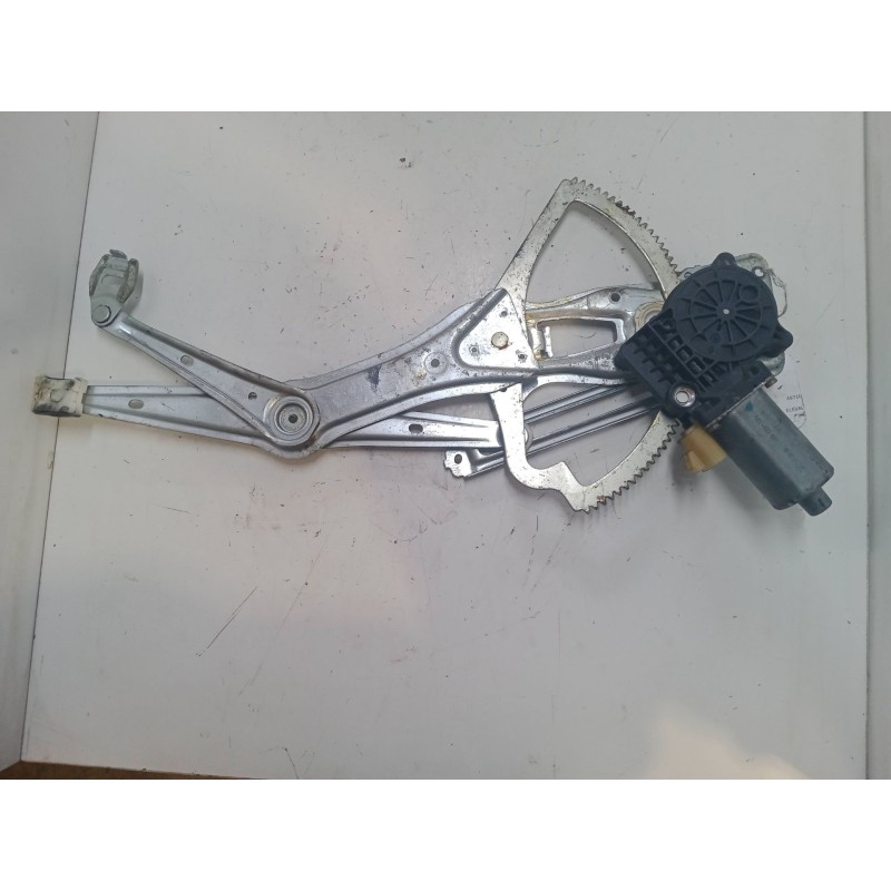 Recambio de elevalunas electrico delantero derecho para mercedes-benz clase m (w163) ml 400 cdi (163.128) referencia OEM IAM 600