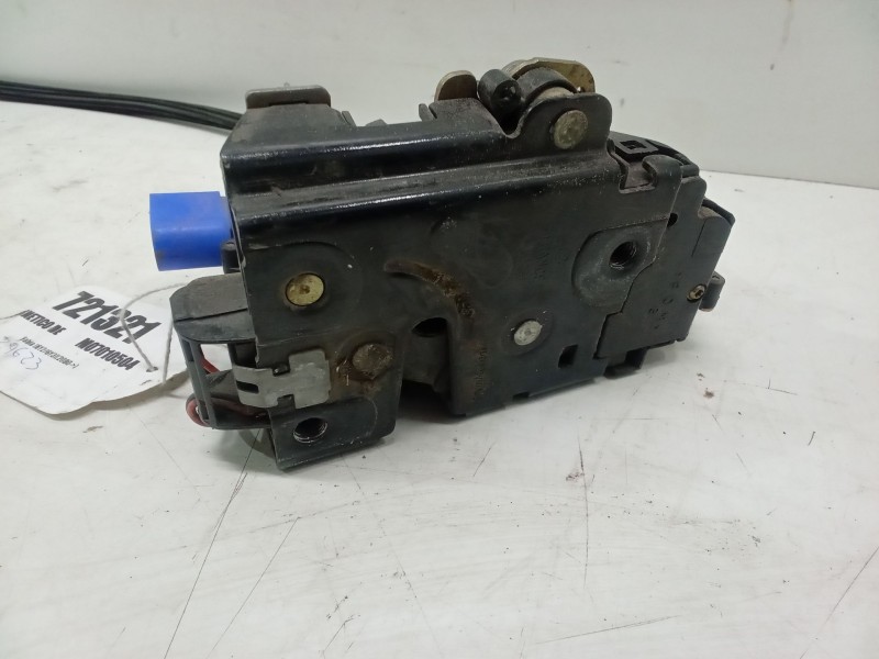 Recambio de cerradura puerta delantera izquierda para skoda fabia i (6y2) 1.9 sdi referencia OEM IAM 3B1837015AM  