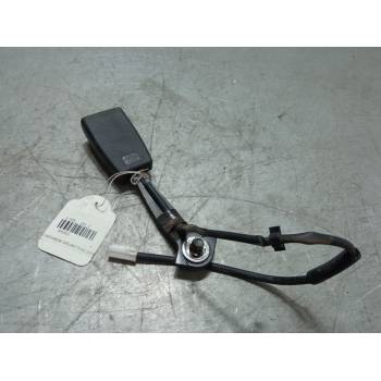 ANCLAJE CINTURON DELANTERO DERECHO 