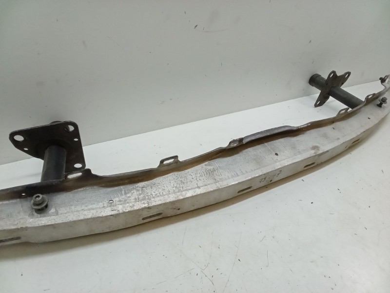 Recambio de refuerzo paragolpes delantero para audi a4 b5 (8d2) 2.4 quattro referencia OEM IAM   