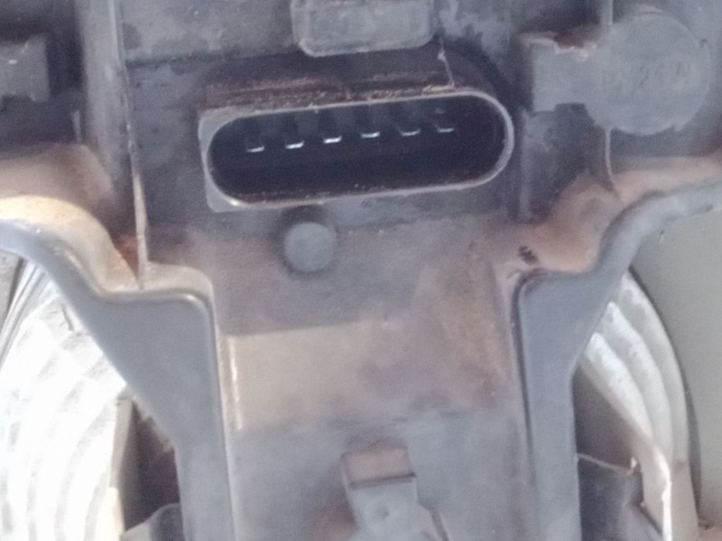 Recambio de piloto trasero izquierdo para volkswagen touran (1t1, 1t2) 2.0 tdi 16v referencia OEM IAM    Recambio de piloto trasero izquierdo para volkswagen touran (1t1, 1t2) 2.0 tdi 16v referencia OEM IAM