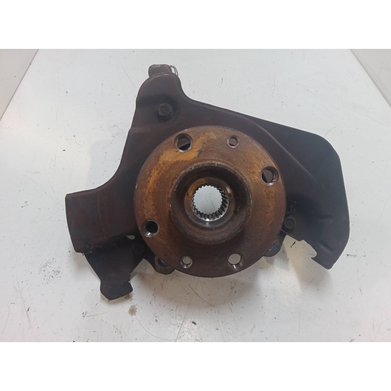 Recambio de mangueta delantera derecha para peugeot bipper tepee 1.3 hdi 75 referencia OEM IAM   