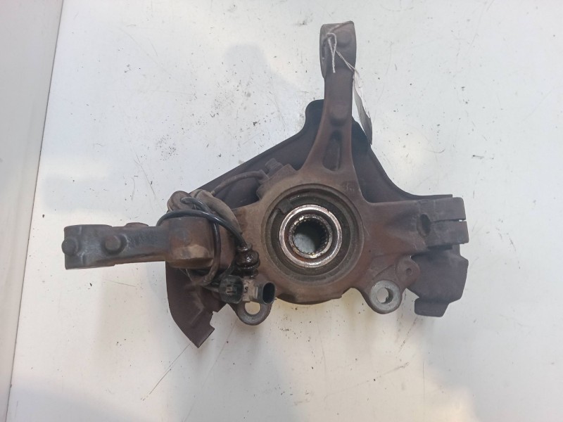 Recambio de mangueta delantera derecha para peugeot bipper tepee 1.3 hdi 75 referencia OEM IAM   