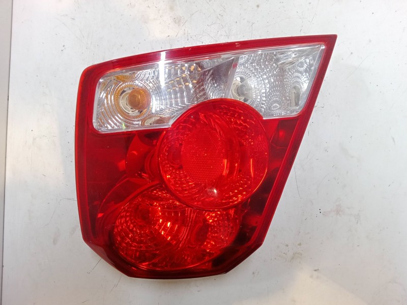 Recambio de piloto trasero derecho para chevrolet aveo / kalos hatchback (t250, t255) 1.4 16v referencia OEM IAM   