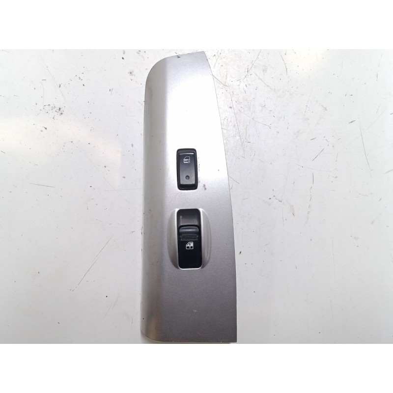 Recambio de mando elevalunas delantero derecho para kia sportage ii (je_, km_) 2.0 i 16v referencia OEM IAM   
