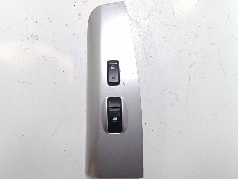 Recambio de mando elevalunas delantero derecho para kia sportage ii (je_, km_) 2.0 i 16v referencia OEM IAM   