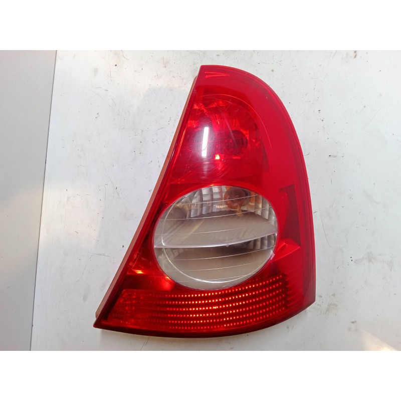 Recambio de piloto trasero derecho para renault clio ii (bb_, cb_) 1.2 16v (bb05, bb0w, bb11, bb27, bb2t, bb2u, bb2v, cb05,... r