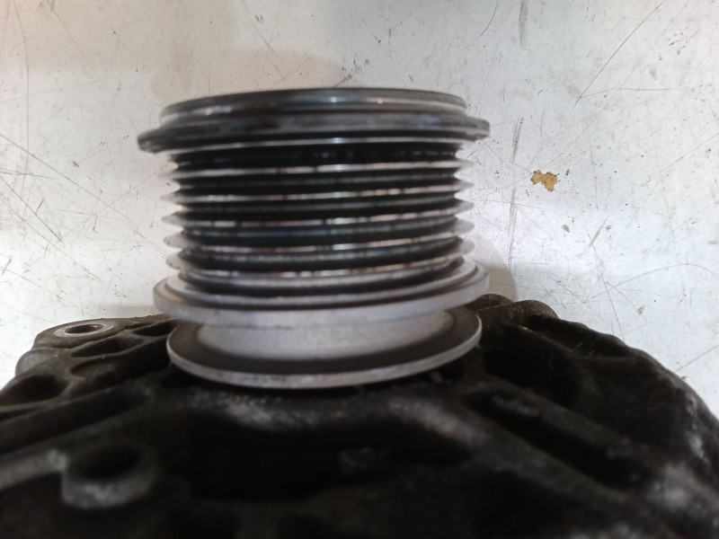 Recambio de alternador para audi a4 b7 (8ec) 2.0 tdi 16v referencia OEM IAM 06F903023J  0124525092