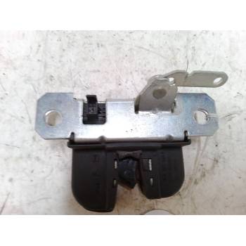 CERRADURA MALETERO / PORTON 