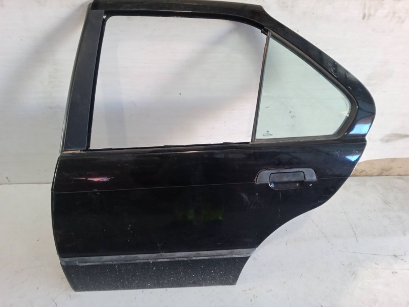 Recambio de puerta trasera izquierda para bmw 3 (e36) 316 i referencia OEM IAM   