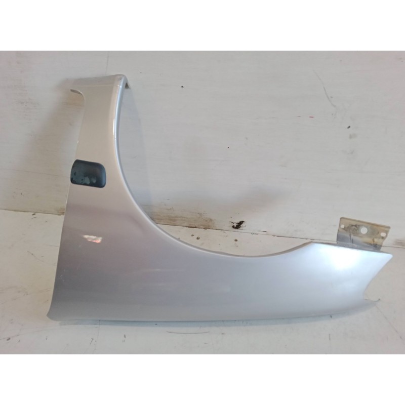 Recambio de aleta delantera izquierda para peugeot 106 ii (1a_, 1c_) 1.1 i referencia OEM IAM   