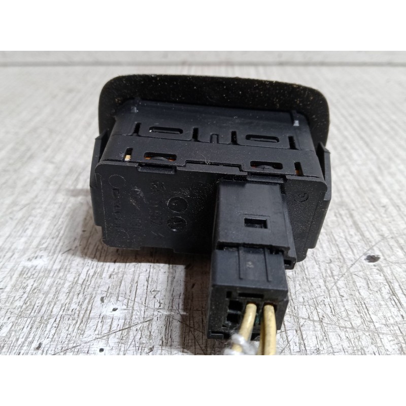 Recambio de mando elevalunas trasero derecho para citroën c4 picasso i monospace (ud_) 2.0 hdi 150 referencia OEM IAM   