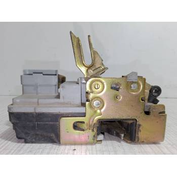 CERRADURA PUERTA DELANTERA IZQUIERDA 