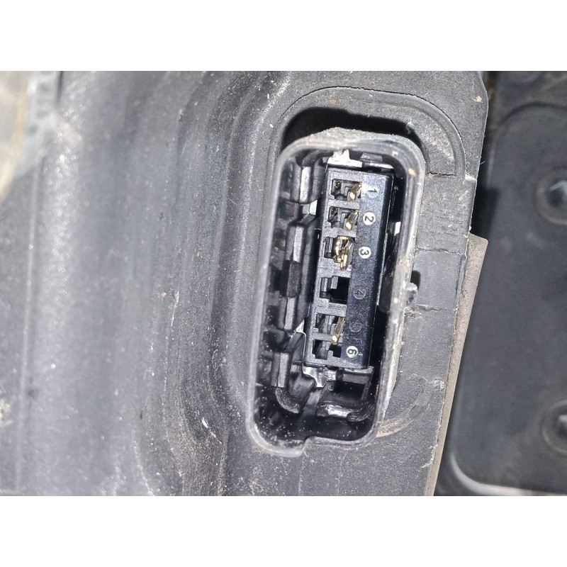 Recambio de faro izquierdo para renault modus / grand modus (f/jp0_) 1.4 (jp01, jp0j) referencia OEM IAM 7701058174  